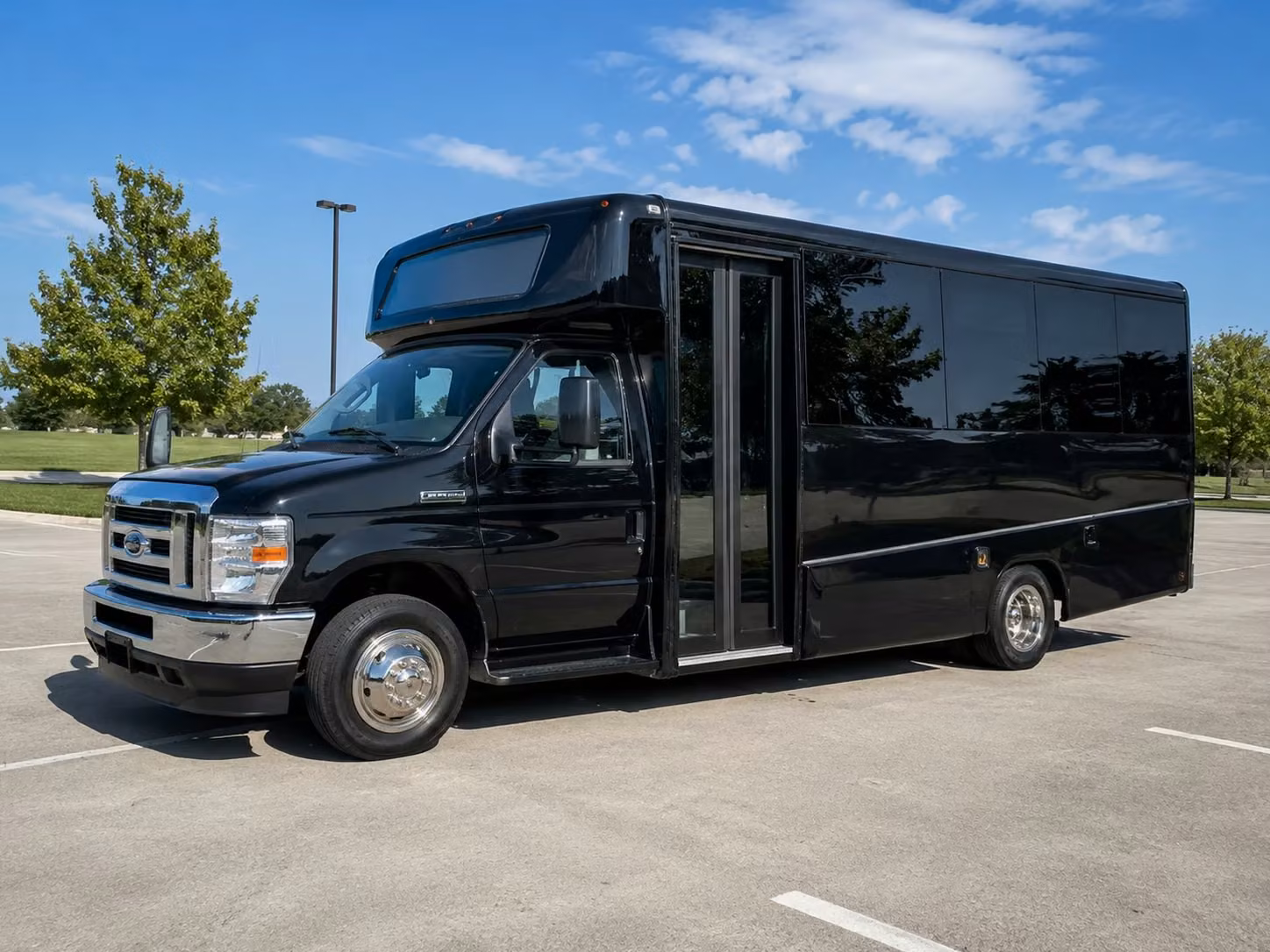 15 passenger minibus