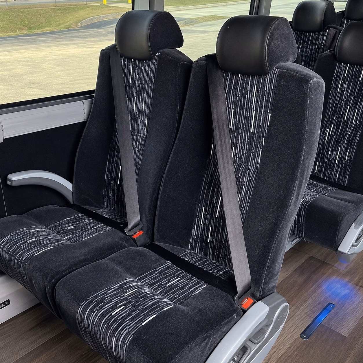 long distance charter bus rentals from manchester for college campus tours