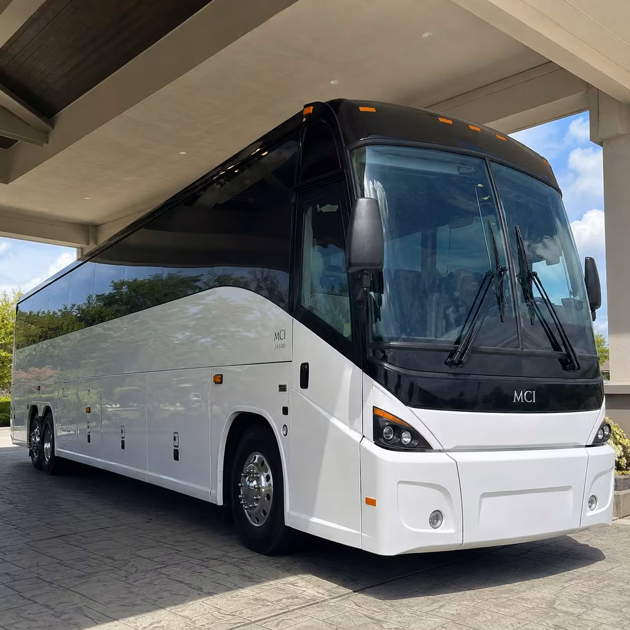 remote parking and park and ride shuttle solutions for manchester employers