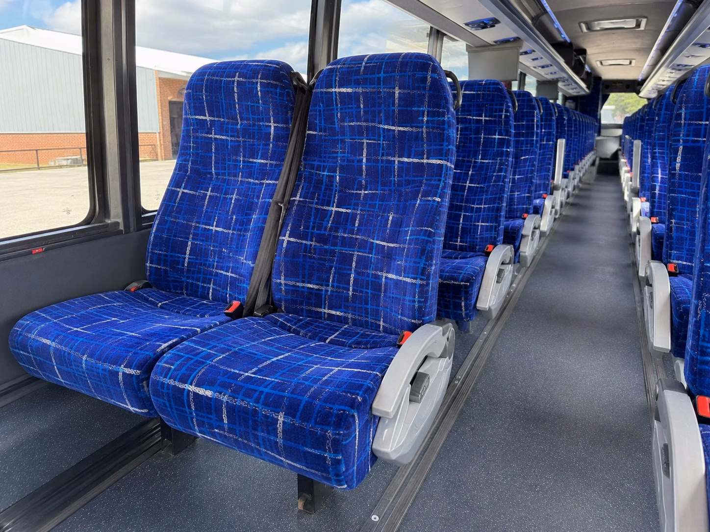 shuttle buses for manchester wedding guests staying downtown